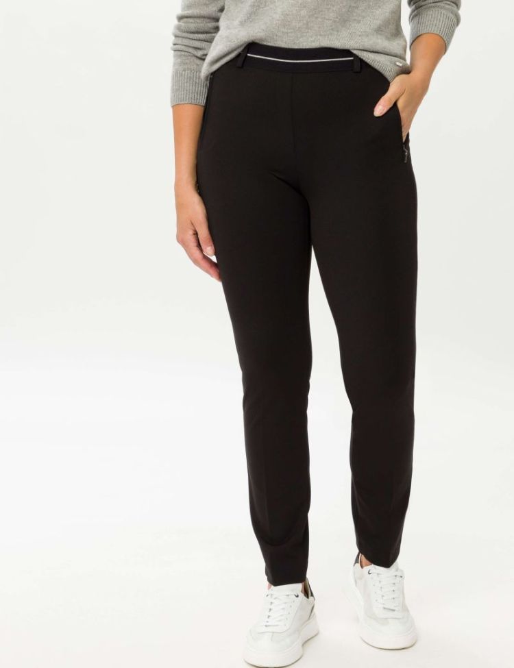 10270020 02 BLACK