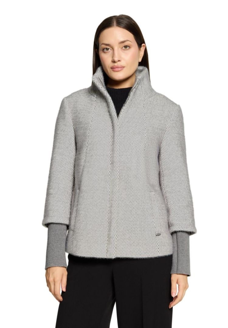  9813 Grey/Cream