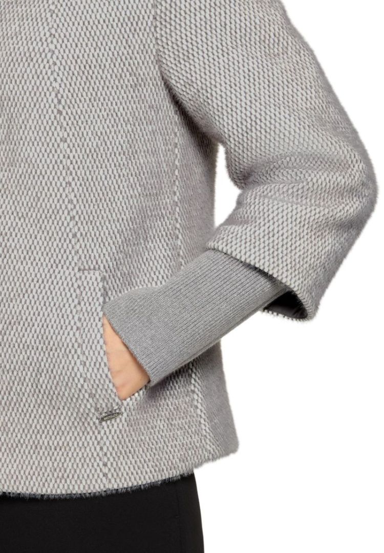  9813 Grey/Cream