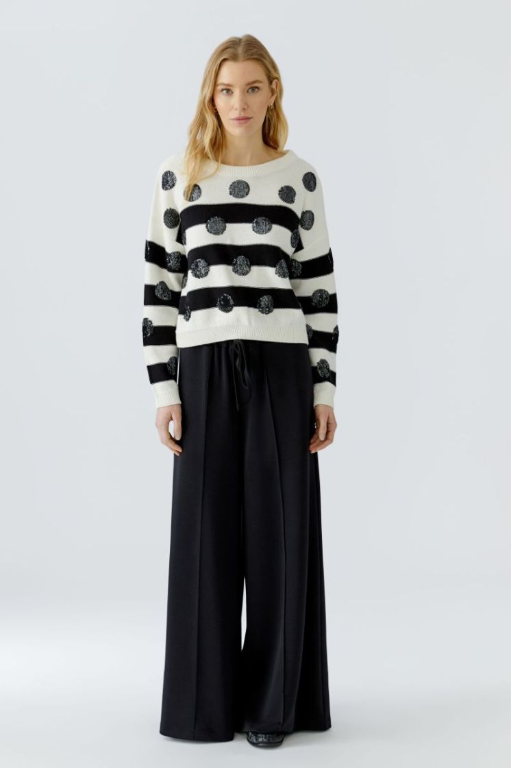  0109 WHIT BLACK
