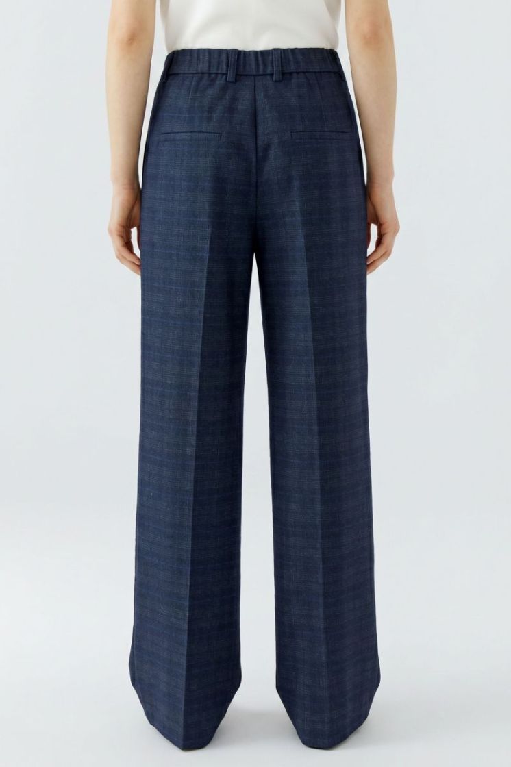  0579 DK BLUE GR