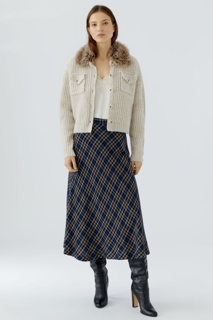  7065 BEIGE