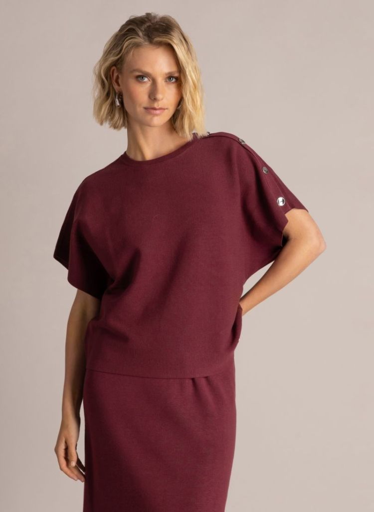  6010 WINE RED