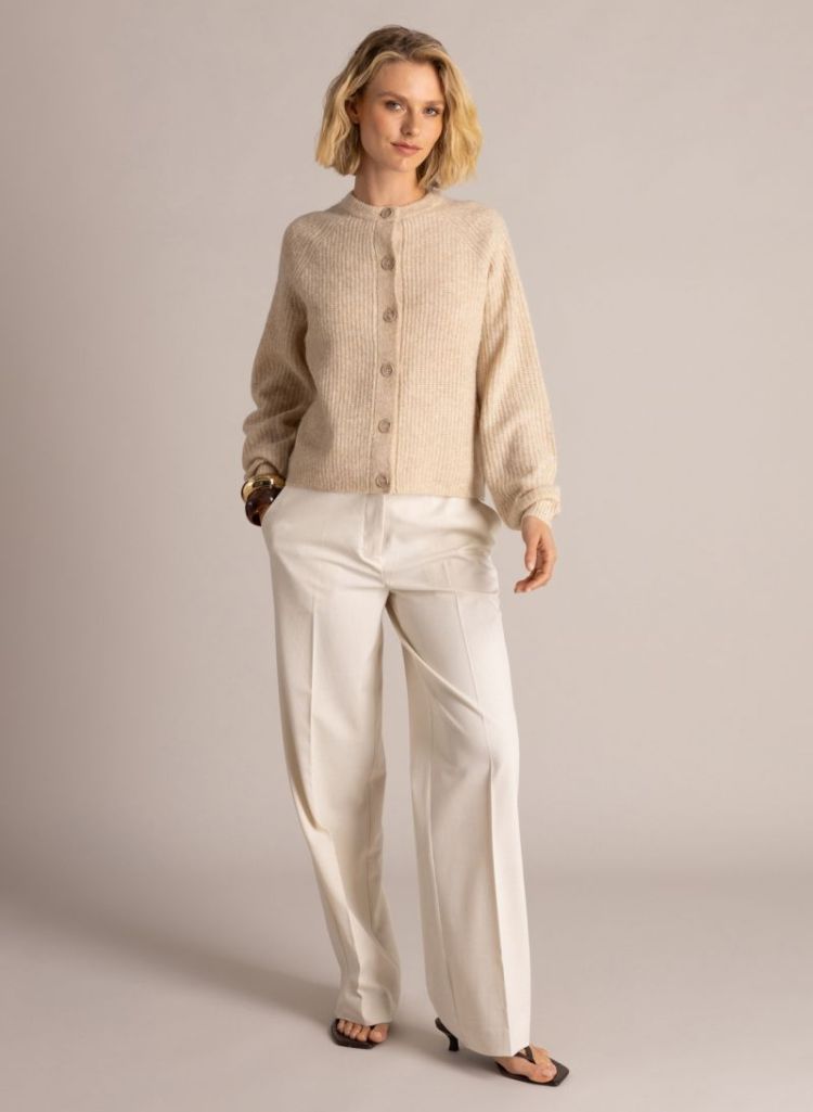  058 SOFT SAND M