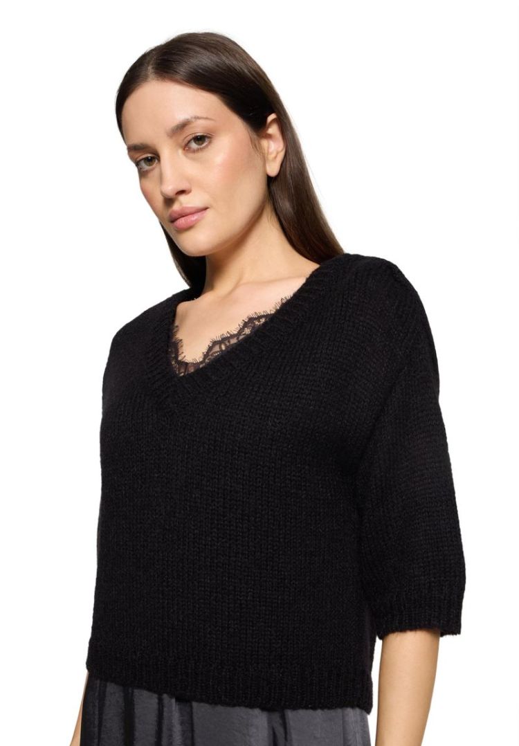  9045 Black