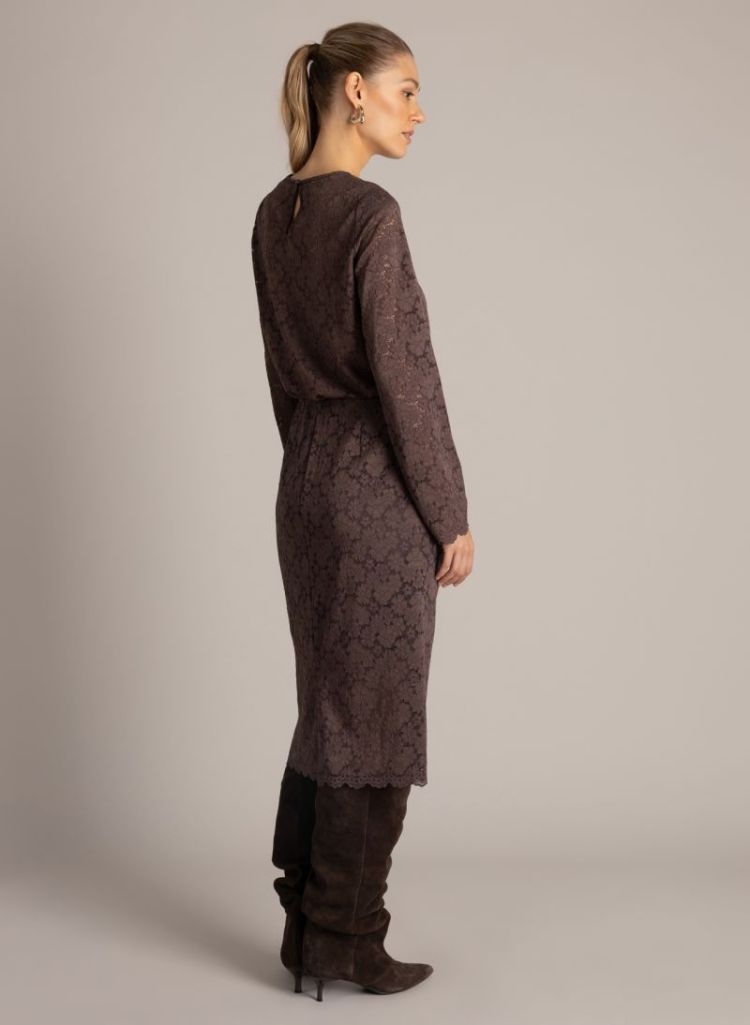  9000 BROWN