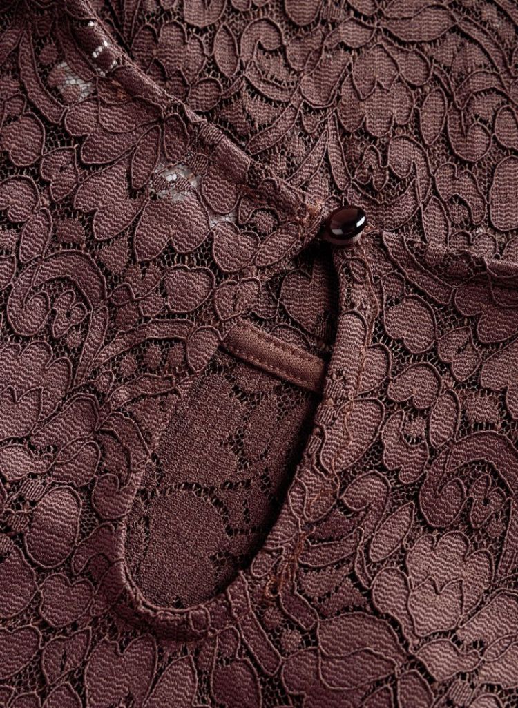  9000 BROWN