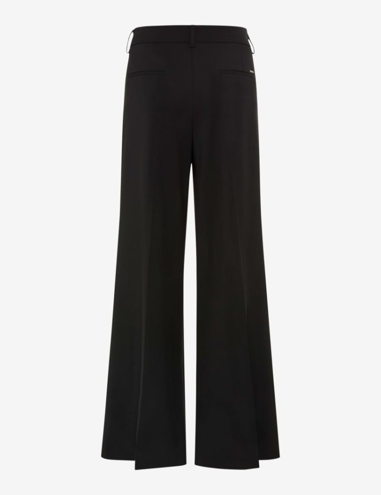 09072820 02 BLACK